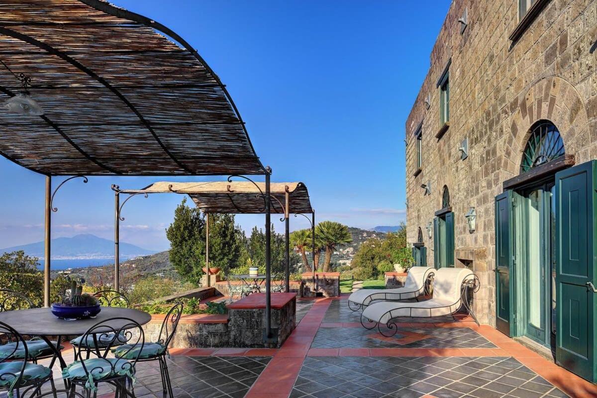Fondo Turiello Villa Gardens Pool And Guest Services SantʼAgata sui Due Golfi Екстериор снимка